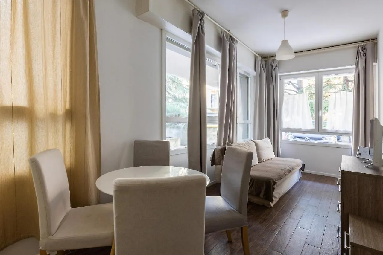 Largo Molina Apartment 1 By Wonderful Italy Bolonya 0*,